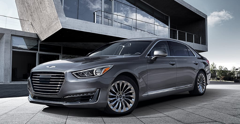 The 2019 Genesis G90 vs the Tesla Model S